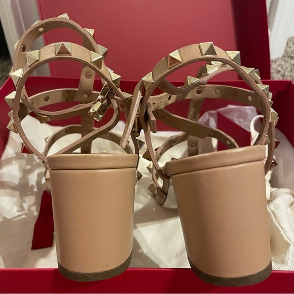 Valentino Garavani rockstud calfskin ankle strap sandal 60 mm skin color EU 35.5 - Picture 10 of 15